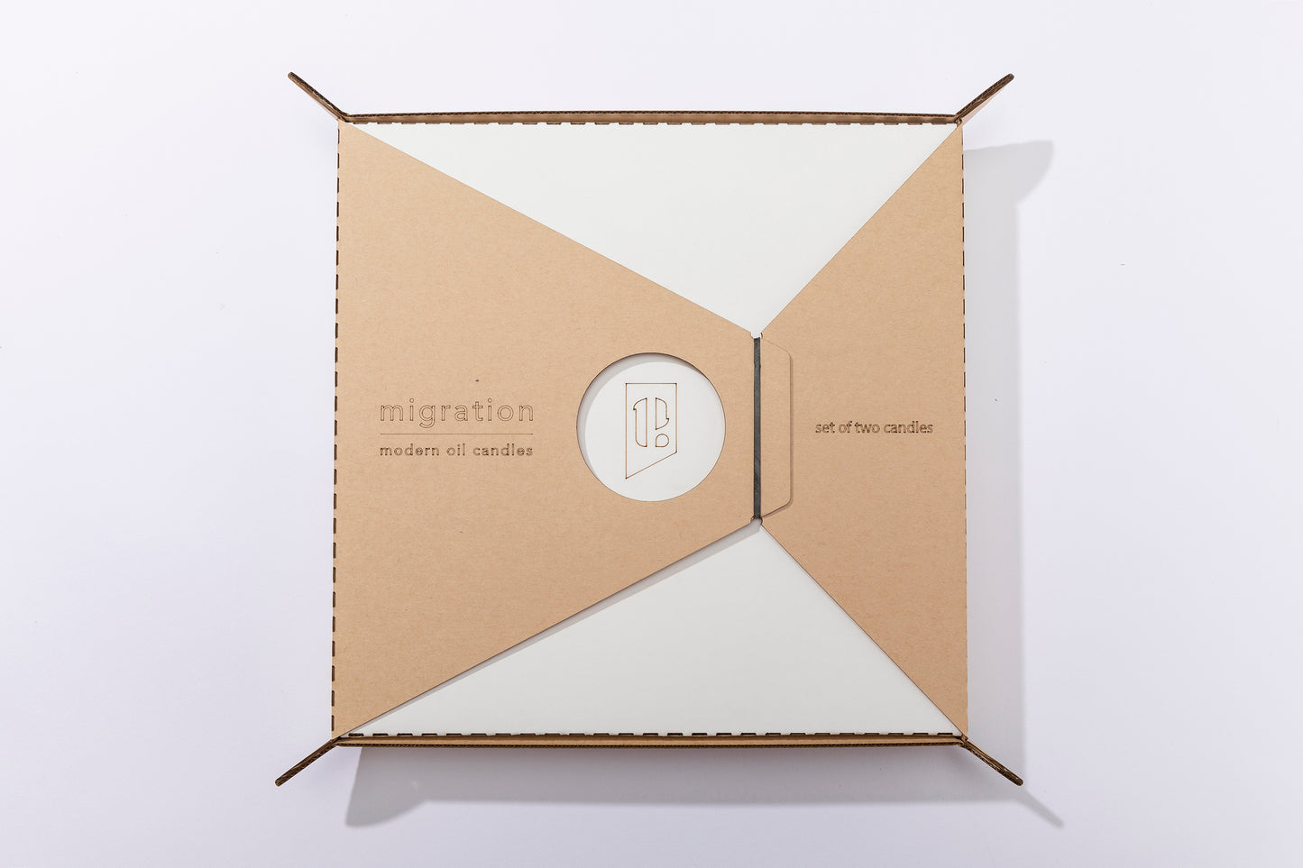 Migration / a modern oil candle (set of two candles)